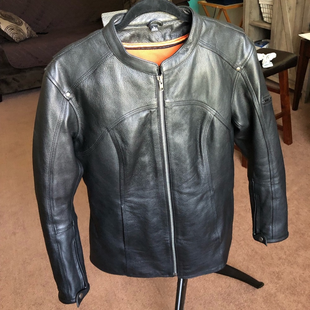 First Classics leather jacket women’s size large